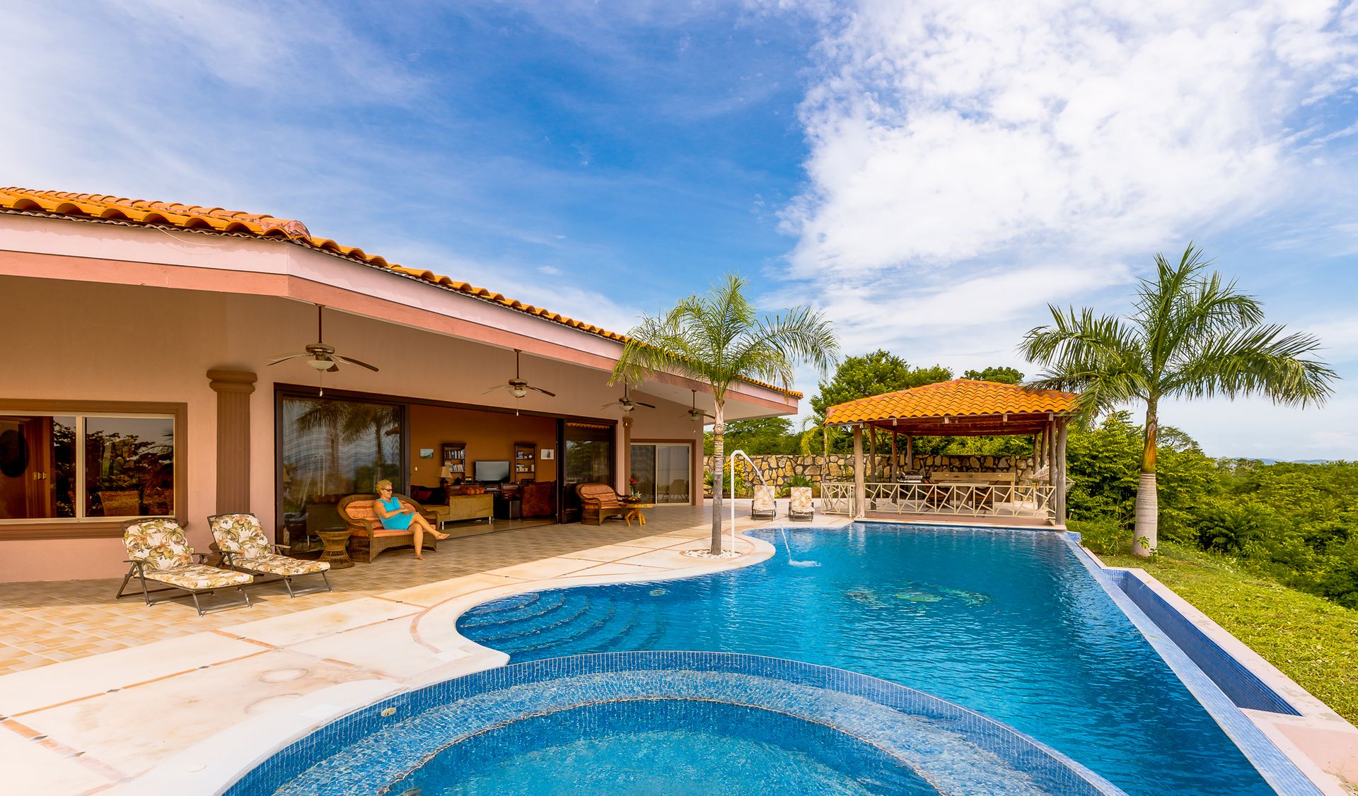 Villa 21_Facade Pool